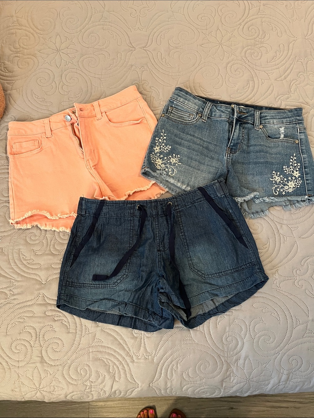 Altar'd State Peach Frayed Hem Denim Shorts Trio